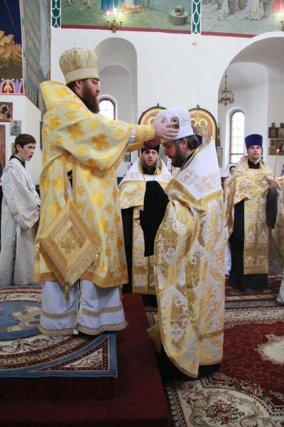 Епископ Вологодский и Великоустюжский Игнатий совершил всенощное бдение в Покровском кафедральном соборе г. Шахты