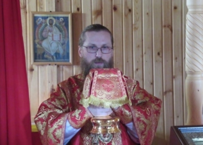 Архиерейское богослужение состоялось во временном храме апостола Иоанна Богослова города Череповца