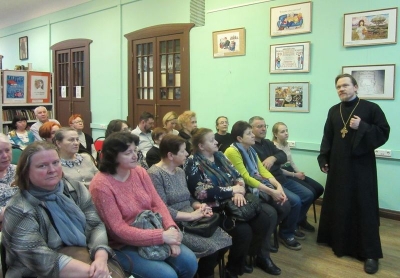 В православном миссионерском  киноклубе «Покров» прошла встреча о монастырях Вологодской епархии